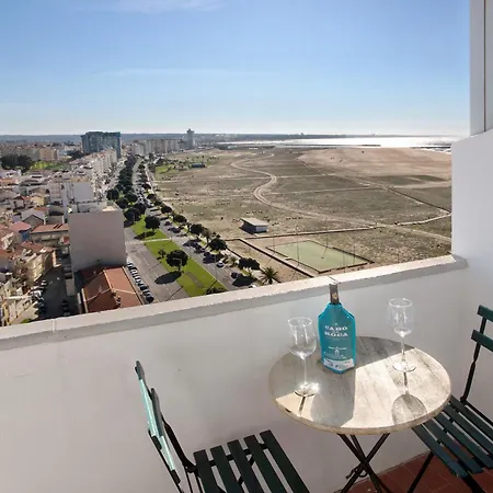 16th View By The * Figueira da Foz